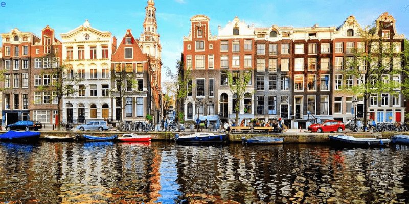 Các địa điểm du lịch bụi không thể bỏ qua tại Hà Lan