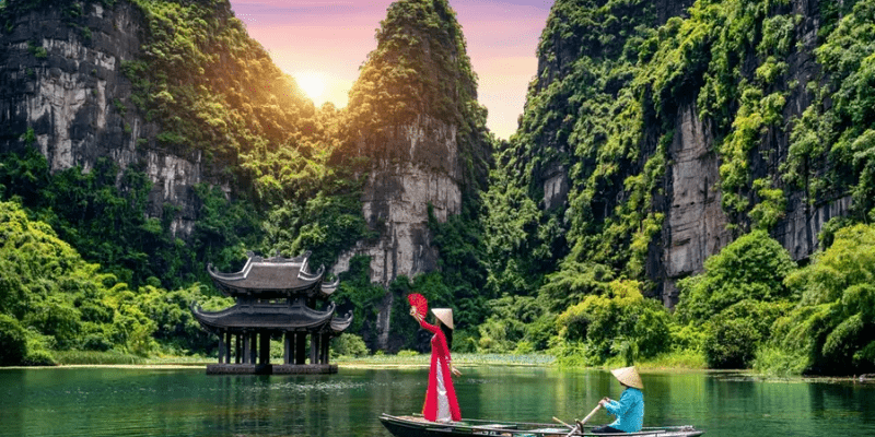 Các điểm tham quan hấp dẫn tại Tràng An