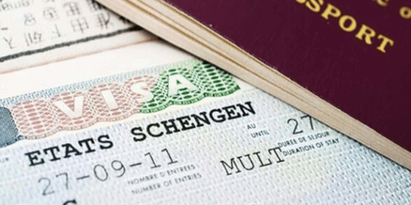 Chuẩn bị trước chuyến đi du lịch bụi Châu Âu