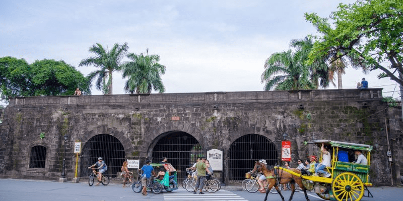 Hướng dẫn di chuyển khi du lịch bụi Manila