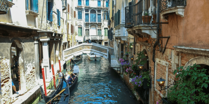 Một vài điểm đến hấp dẫn cho dân du lịch bụi Châu Âu